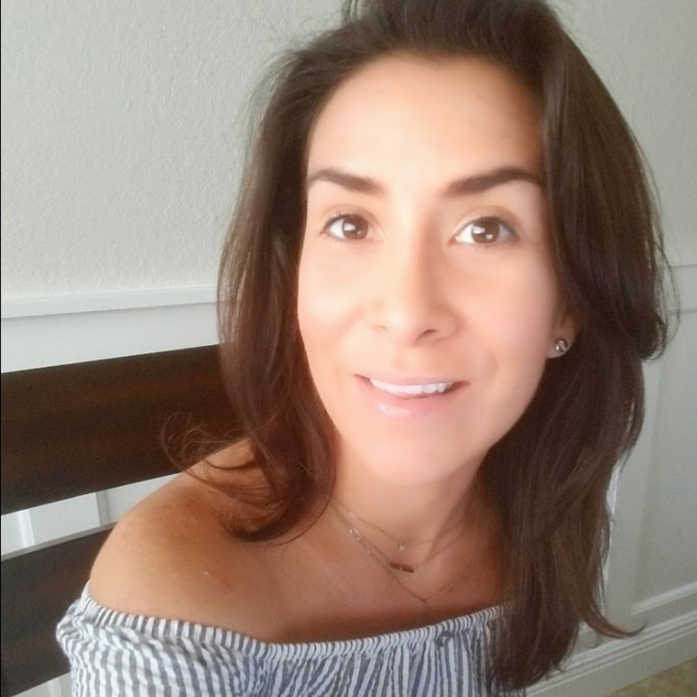 Meet your Posher, Ligia